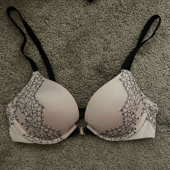 Victoria's Secret Other - Victoria Secret Bra
